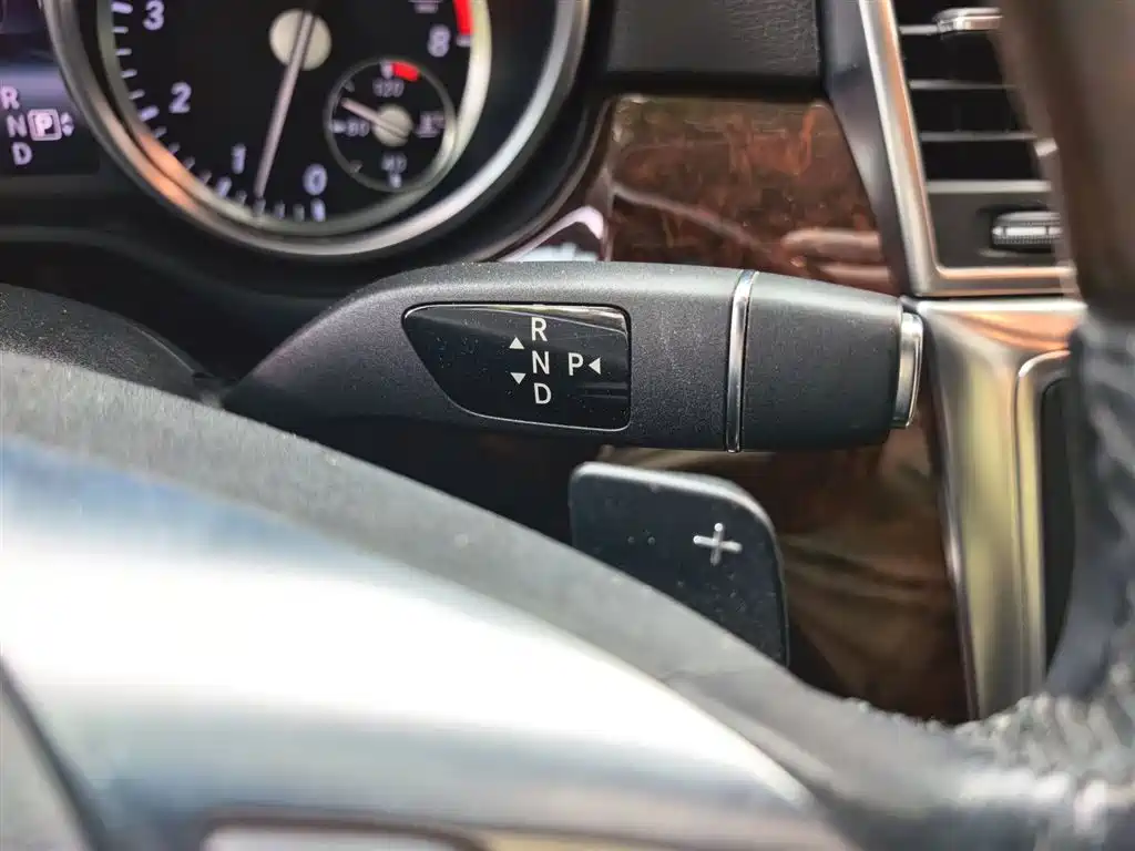 Mercedes-Benz M-Class 2014 ML 400 4MATIC Luxury фото 10