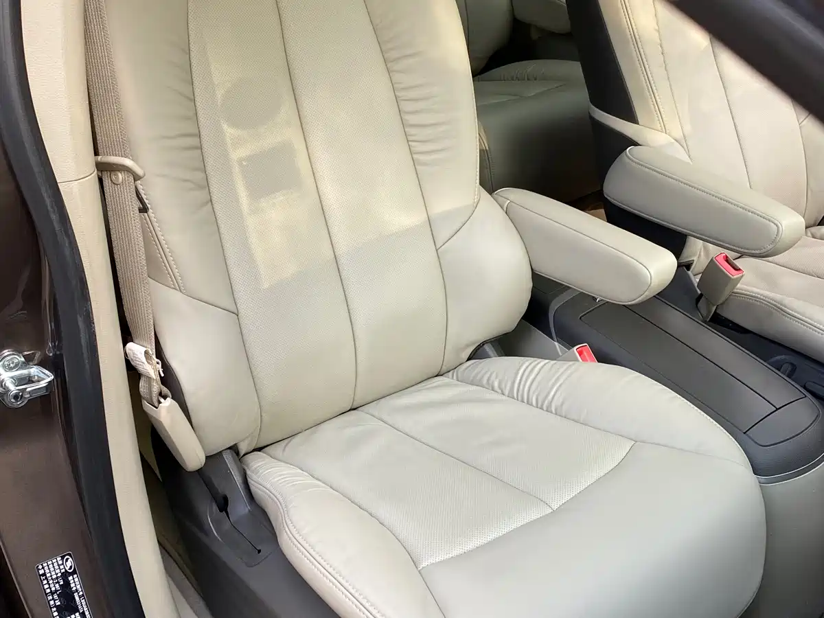 Buick GL8 2013 3.0L XT Luxury Business Flagship Edition фото 9
