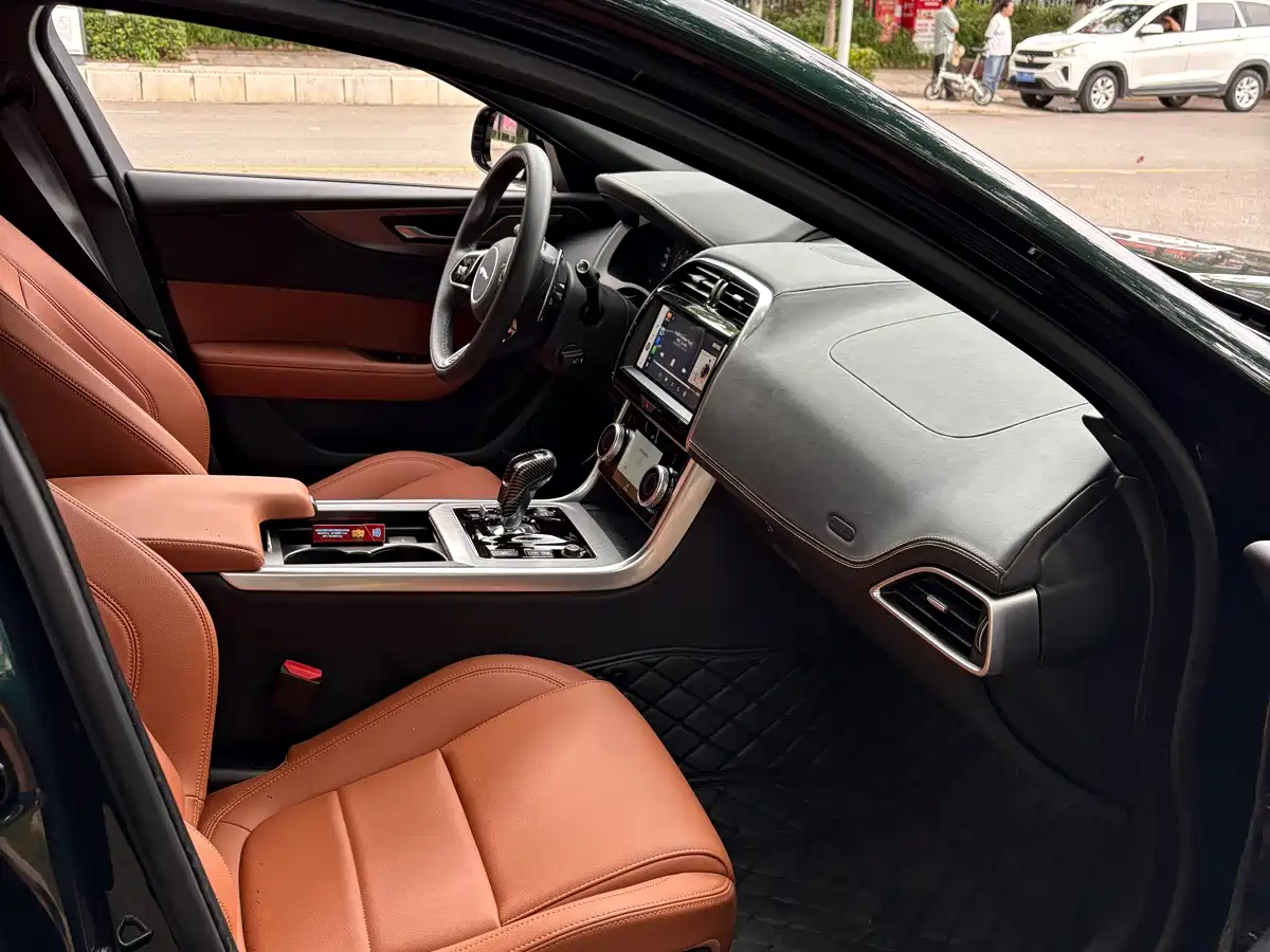 Jaguar XEL 2025 2024 Model 2.0T 250PS R-DYNAMIC S Progressive Sport Edition
