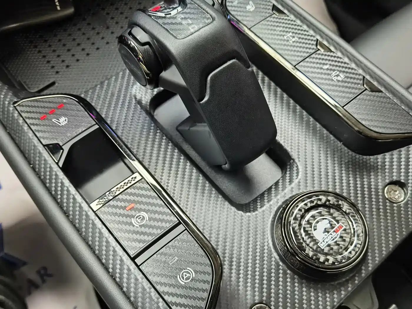 Haval Meng Long NEV 2024 Hi4 145 Cross-country Edition фото 15