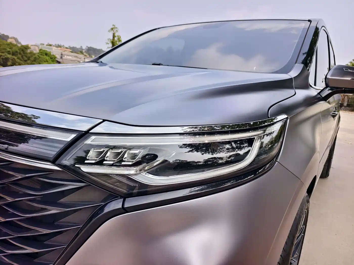 ROEWE IMAX8