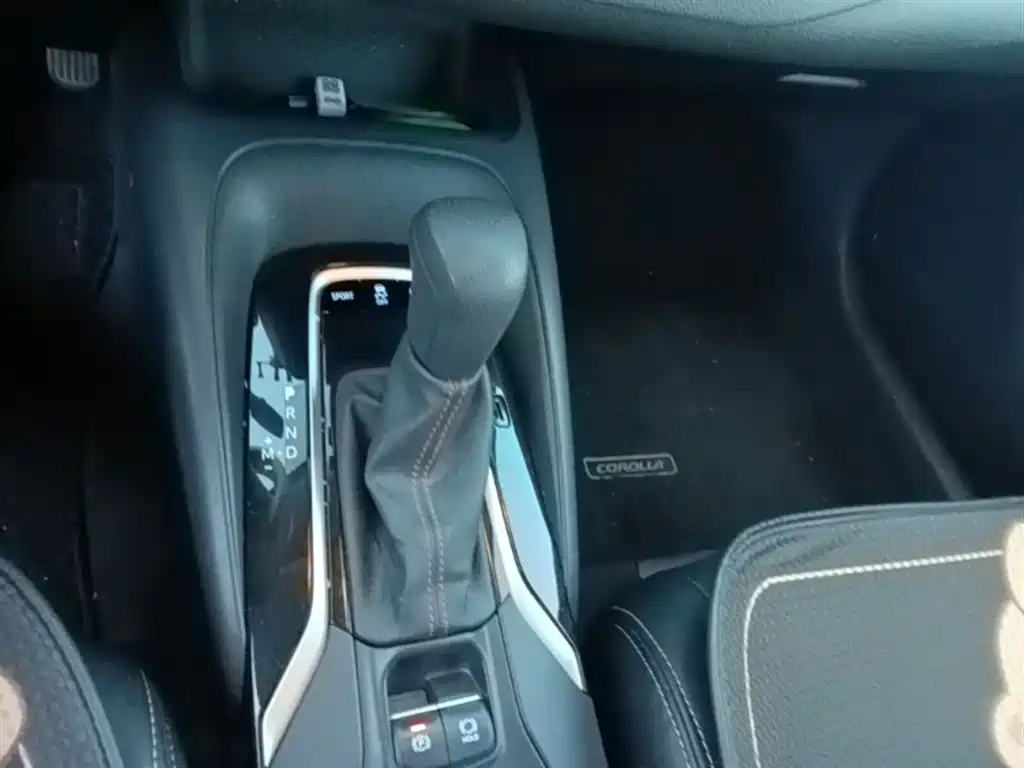 Toyota Corolla 2021 1.2T S-CVT Pioneer PLUS Edition фото 14
