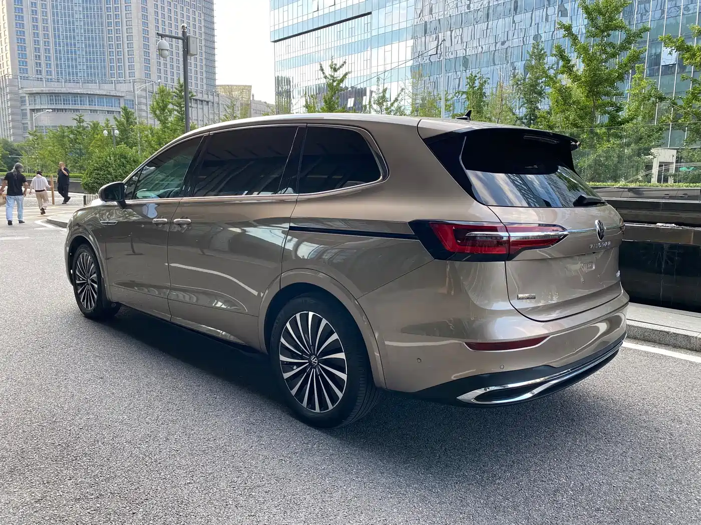 Volkswagen Viloran 2020 2020 380TSI Premium