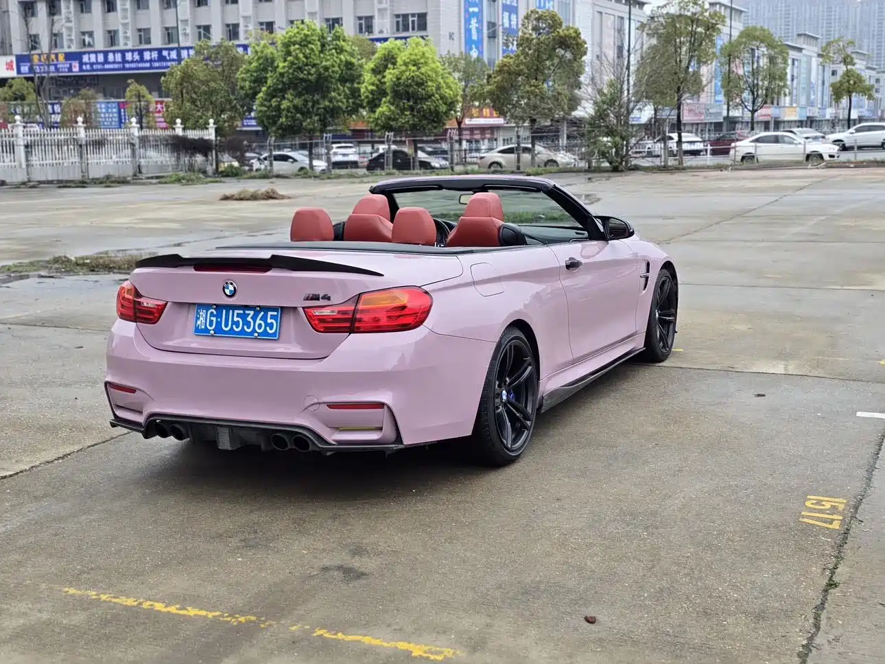 Photo 7 - BMW M4