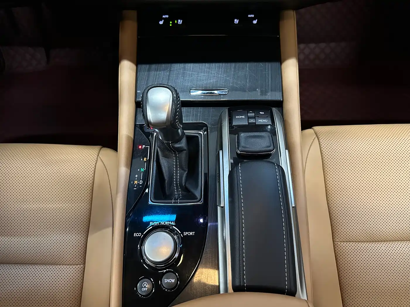 Lexus GS 2016 200t Leading Edition фото 12