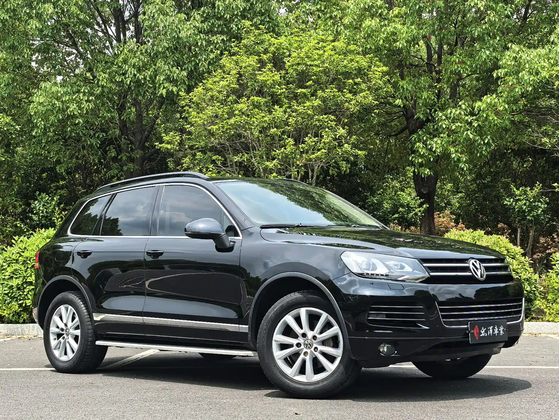 Фото 3 - Volkswagen Touareg