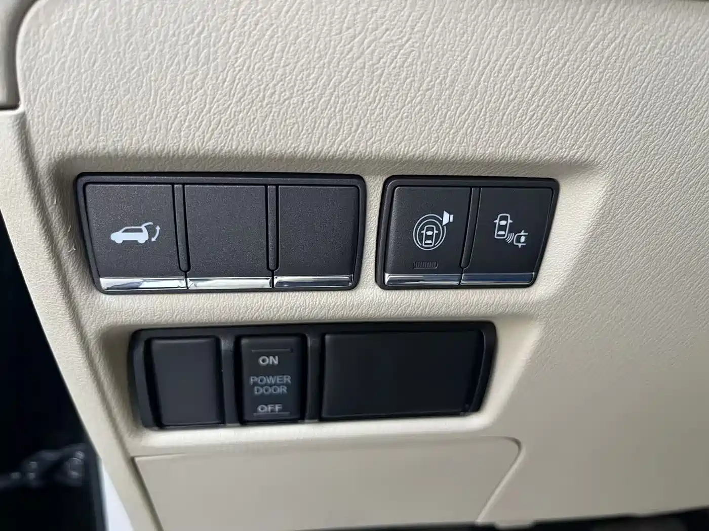 Infiniti QX80 2018 2016 5.6L 4WD
