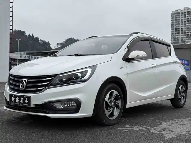 baojun 310