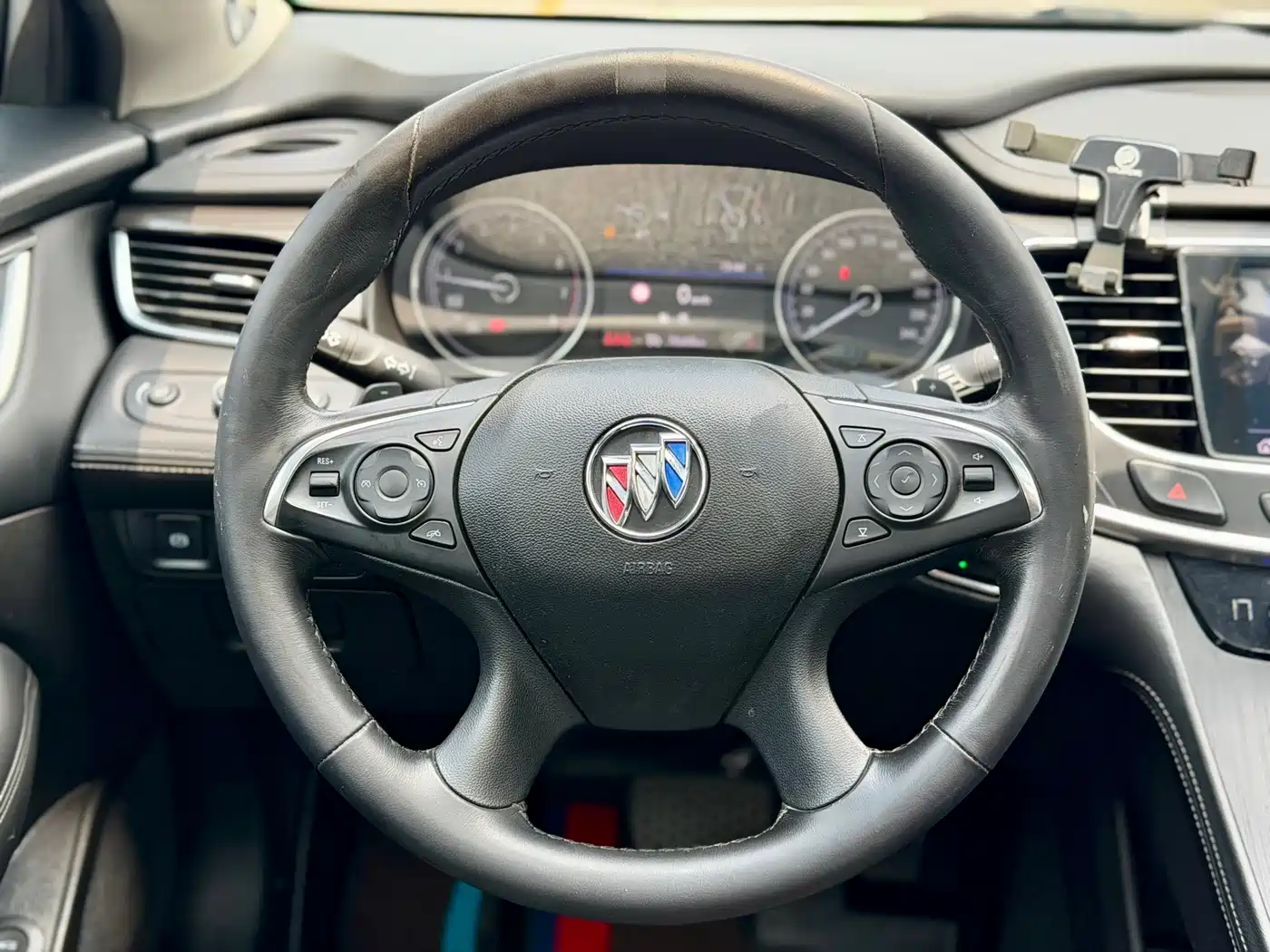 Buick LaCrosse 2019 28T Luxury Edition фото 15