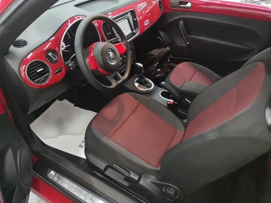 Volkswagen Beetle 2015 180TSI фото 15