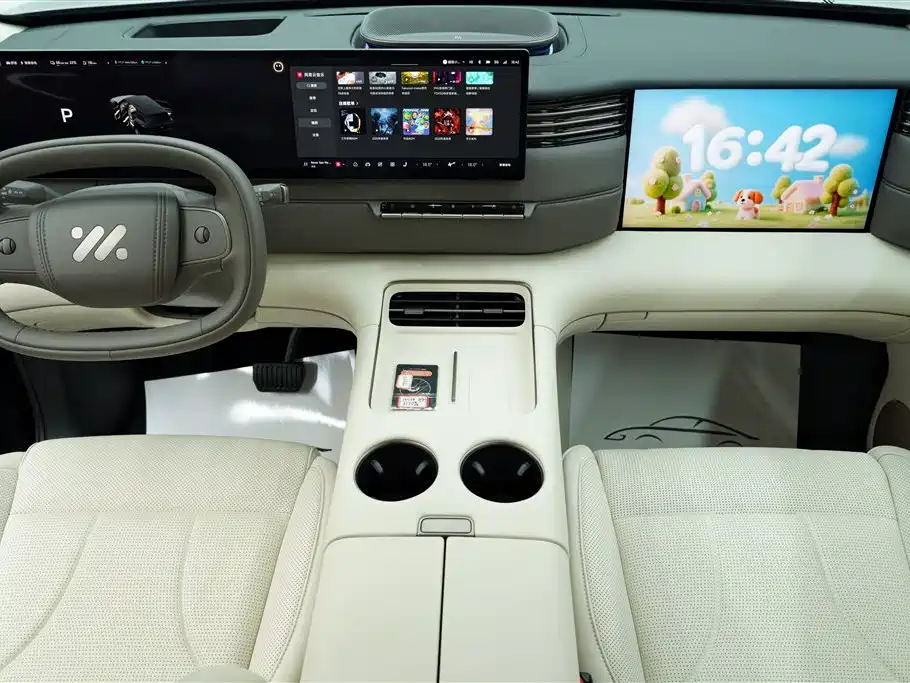 Voyah Auto VOYAH Zhuiguang L 2025 2025 Mid-configuration Model