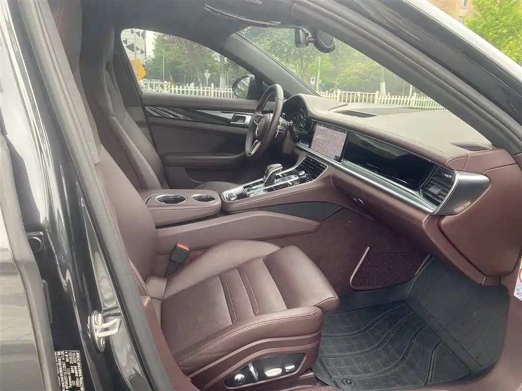 Porsche Panamera 2017 Panamera 3.0T фото 25