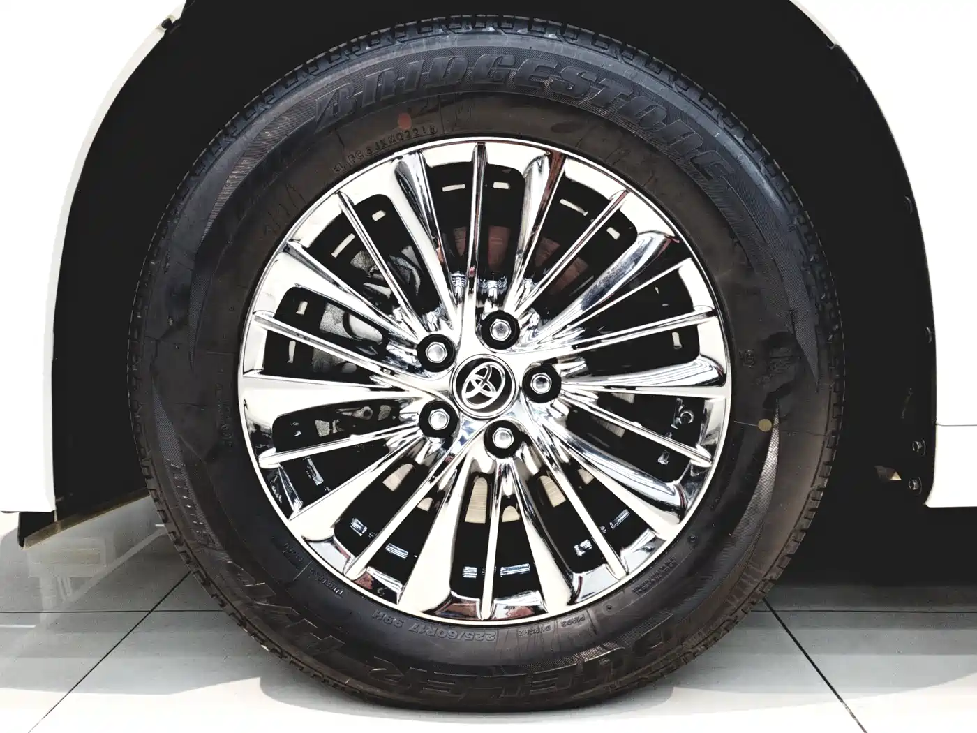 Toyota Vellfire 2021 Crown Hybrid 2.5L HV Premium Edition фото 14