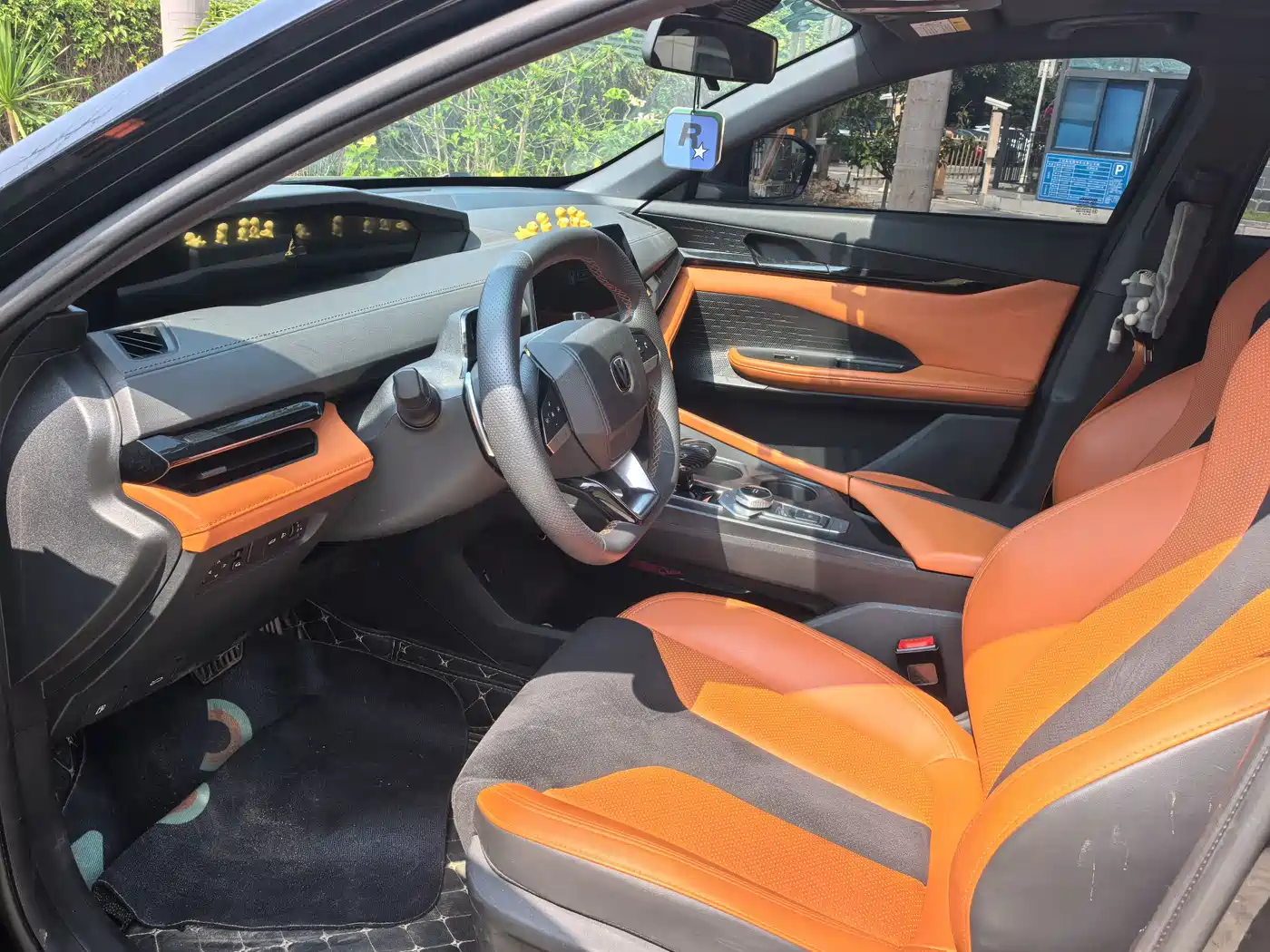 CHANGAN UNI-V