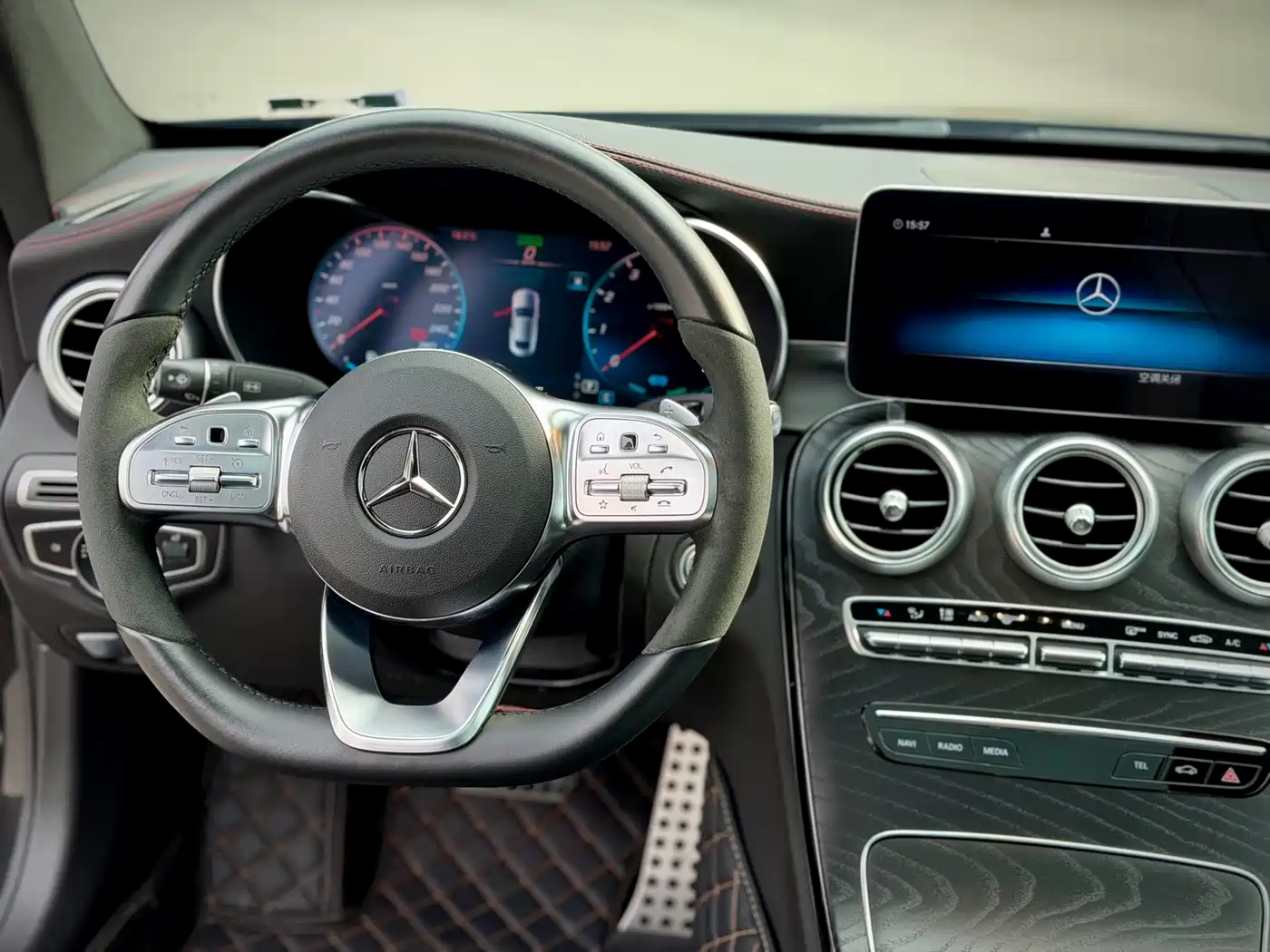 MERCEDES-BENZ C CLASS