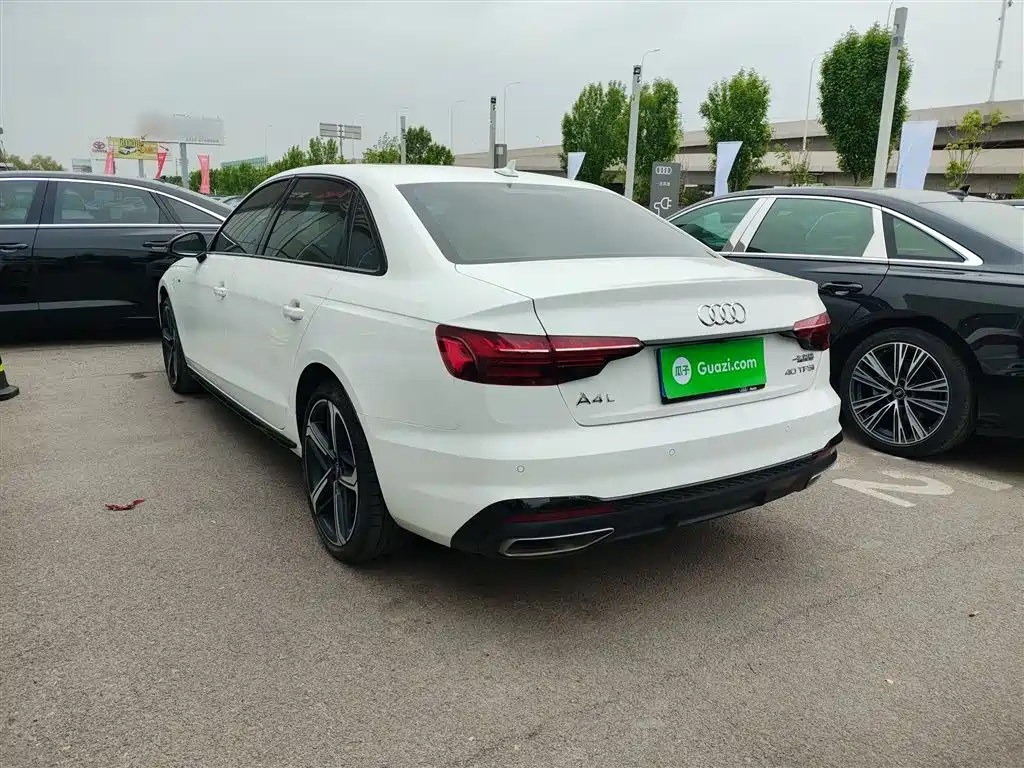 Audi A4L 2024 40 TFSI Luxury Dynamic фото 5