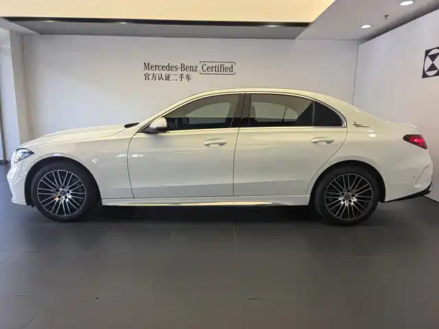 Mercedes-Benz C-Class 2024 Facelift C 260 L Sport — фото 3