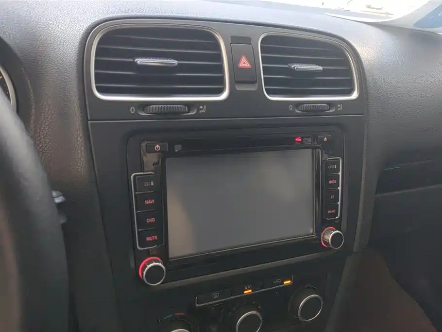 Volkswagen Golf 2012 1.6 Automatic Comfort Type фото 13