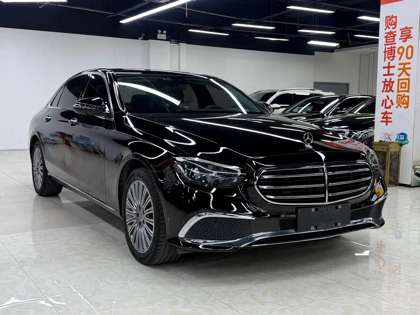 MERCEDES-BENZ E CLASS