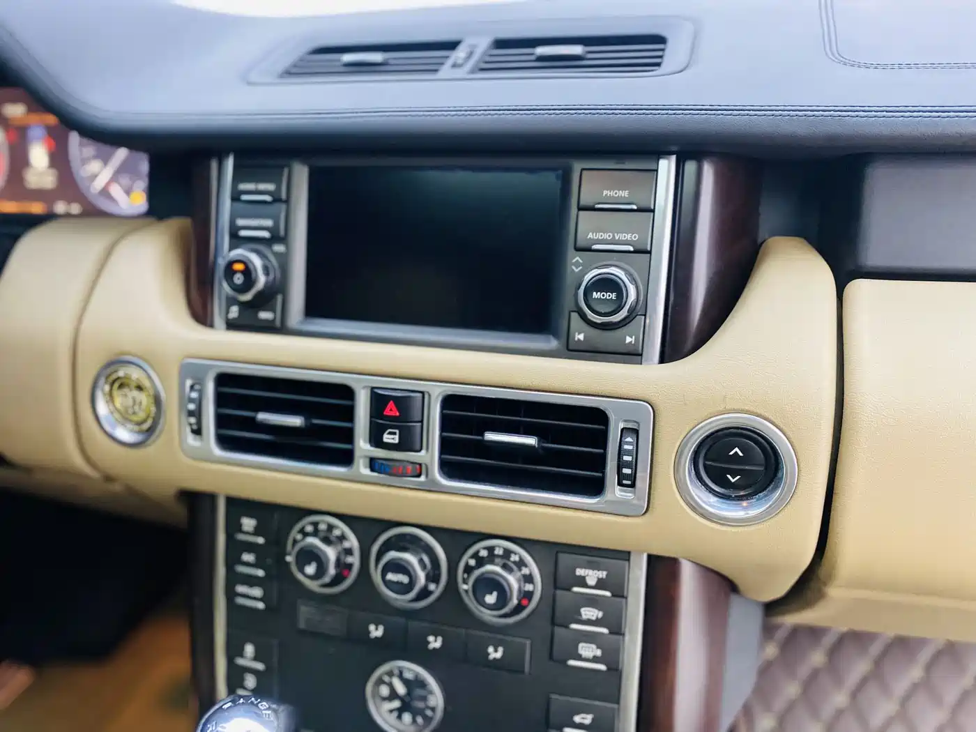 Land Rover Range Rover 2012 5.0 NA V8 фото 9