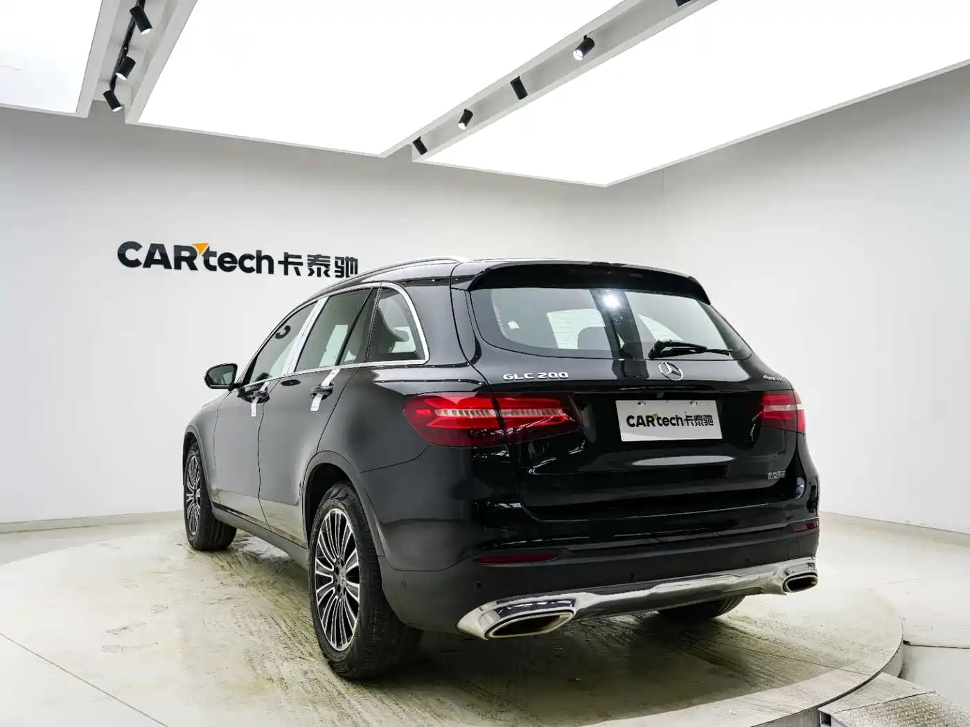 Mercedes-Benz GLC 2018 Facelift GLC 200 4MATIC фото 20