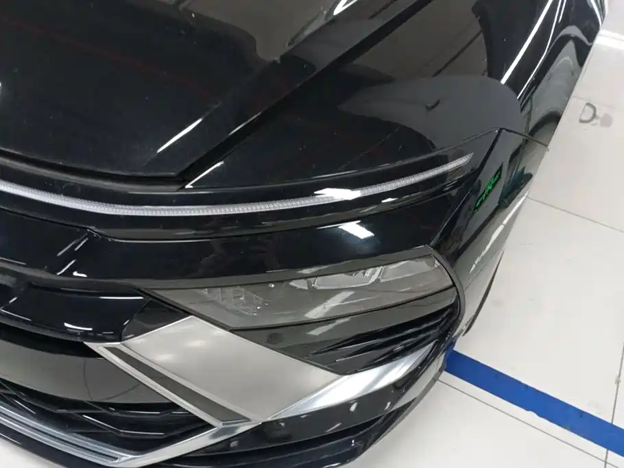 Photo 5 - Hyundai Sonata