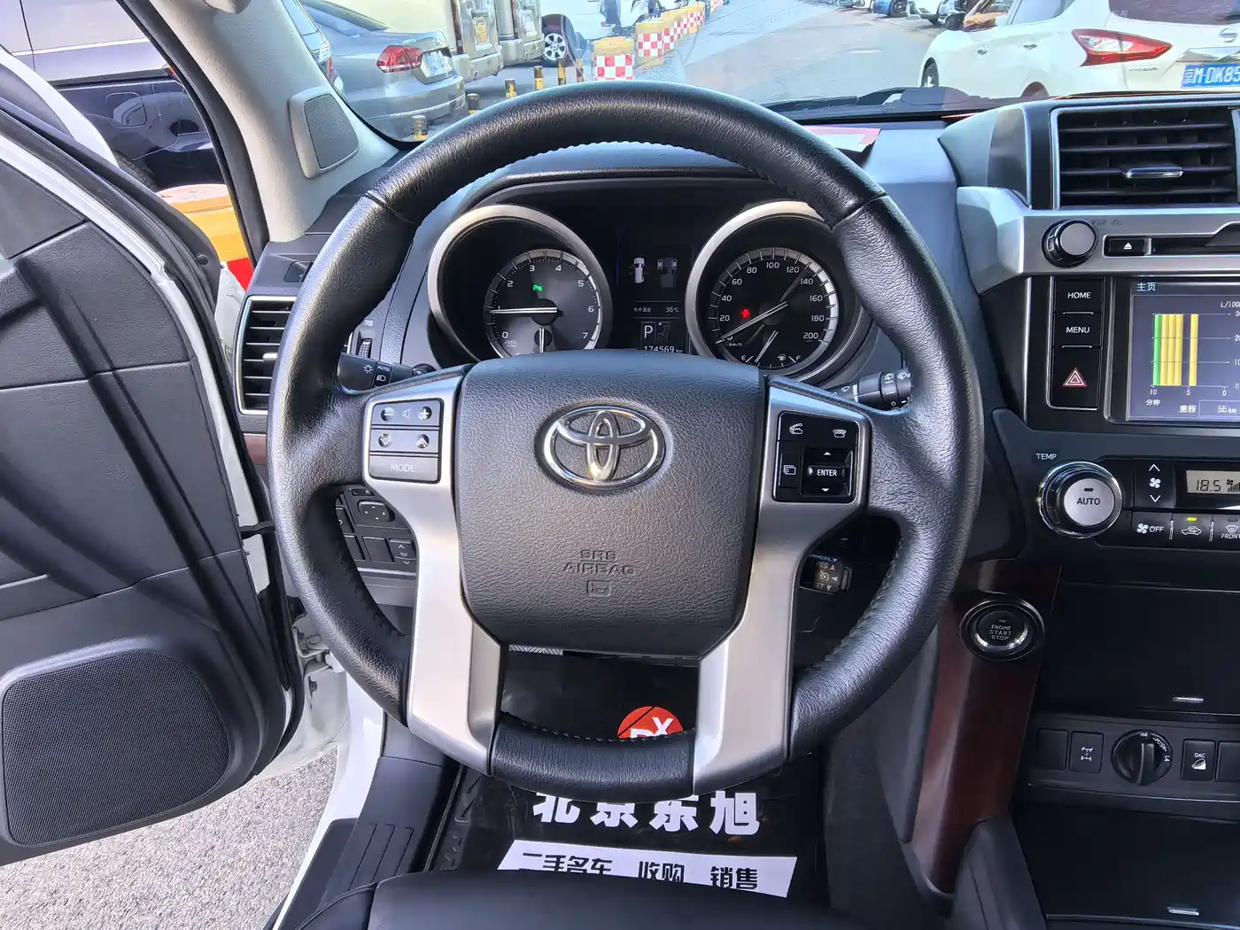 Toyota Prado 2014 4.0L Automatic TX-L фото 12