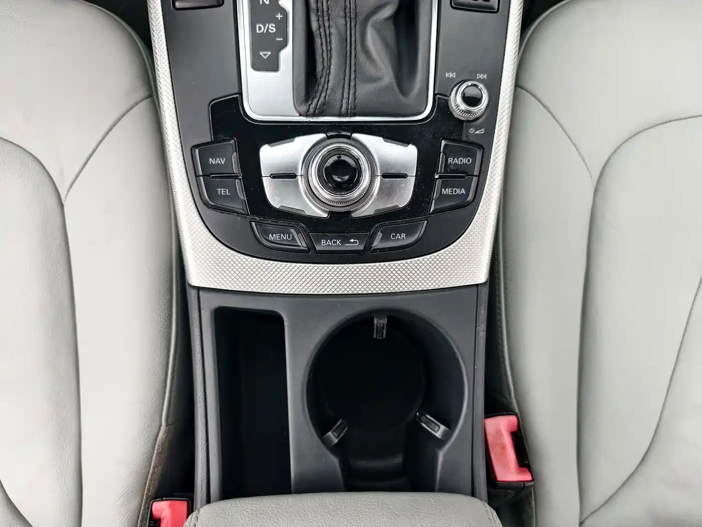 Audi A4 (Import) 2014 2014 40 TFSI allroad quattro plus