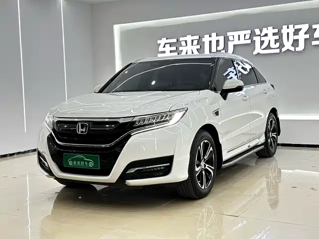 HONDA UR V