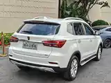Фото 9 - Roewe RX5