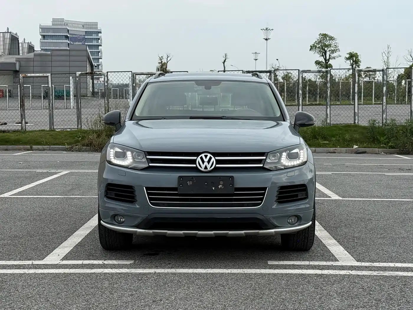 Volkswagen Touareg 2011 3.0TSI Comfort фото 2