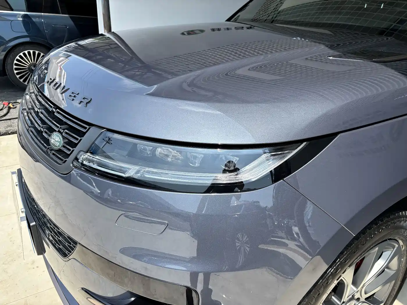 Land Rover Range Rover Sport 2024 2024 400PS Dynamic SE