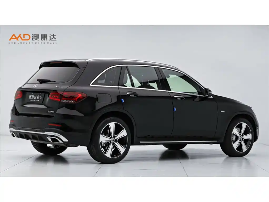 Mercedes-Benz GLC 2022 GLC 300 L 4MATIC Dynamic Collector's Edition фото 3