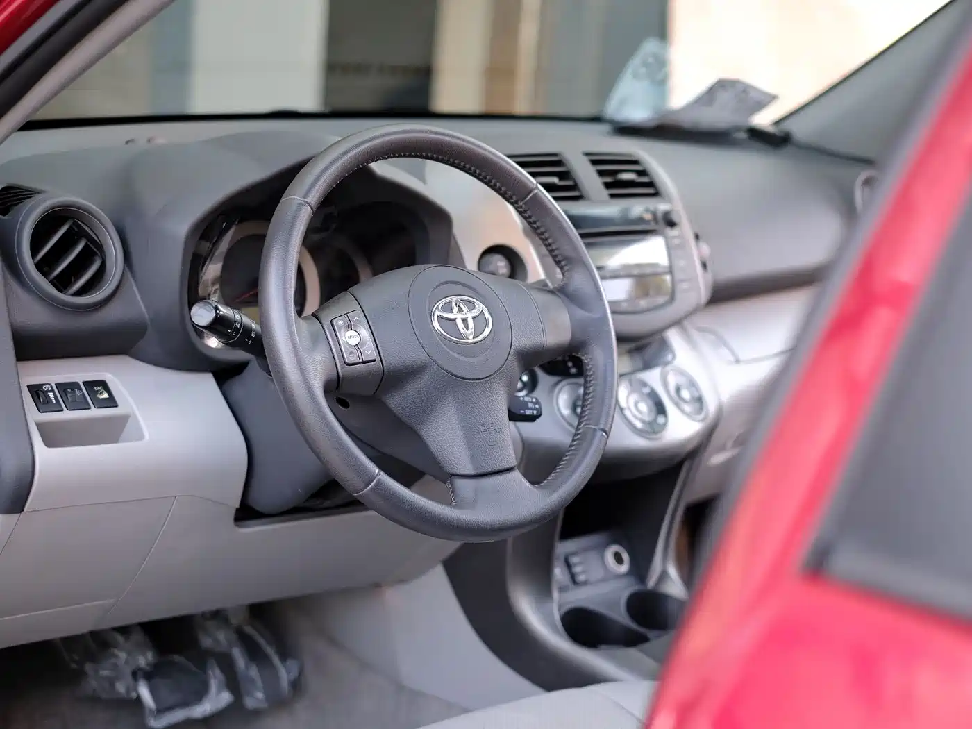 Toyota RAV4 Rongfang 2009 2.4L Automatic Luxury Edition фото 26