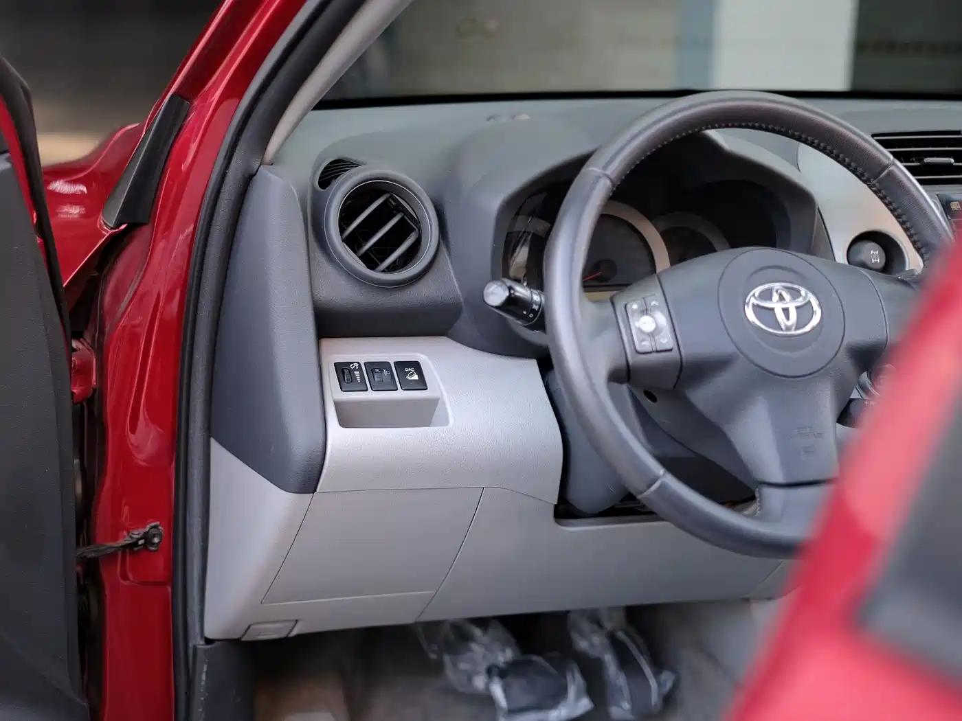 Toyota RAV4 Rongfang 2009 2.4L Automatic Luxury Edition фото 24