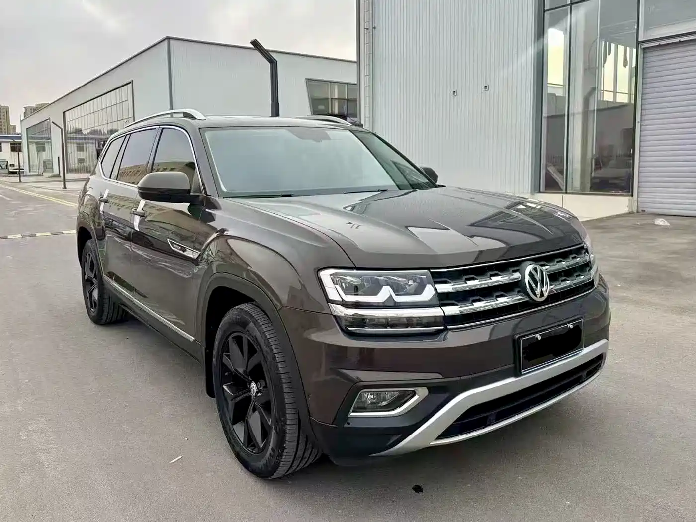Volkswagen Teramont 2019 380TSI 4WD Luxury Edition China VI фото 3