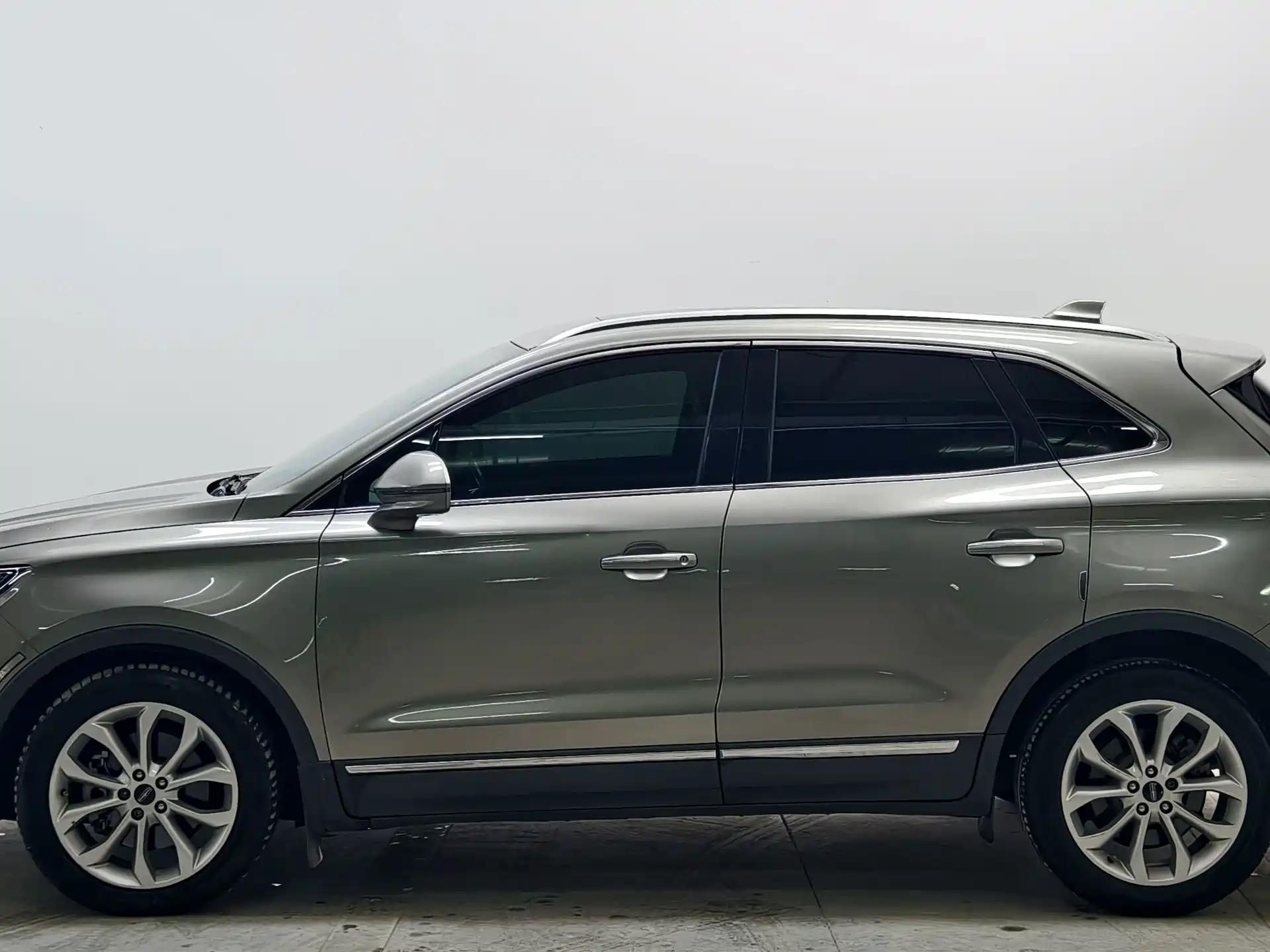 صورة 7 - Lincoln MKC