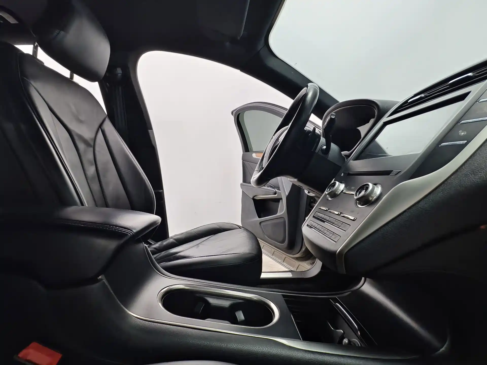 صورة 15 - Lincoln MKC