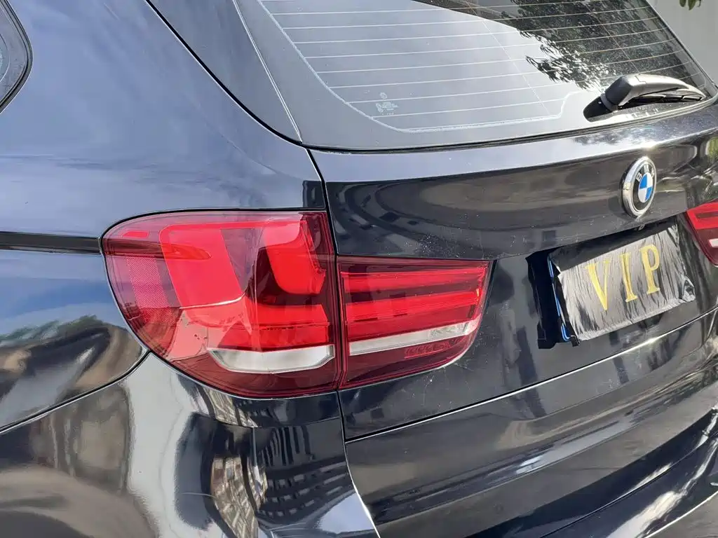 Photo 10 - BMW X5 (Import)