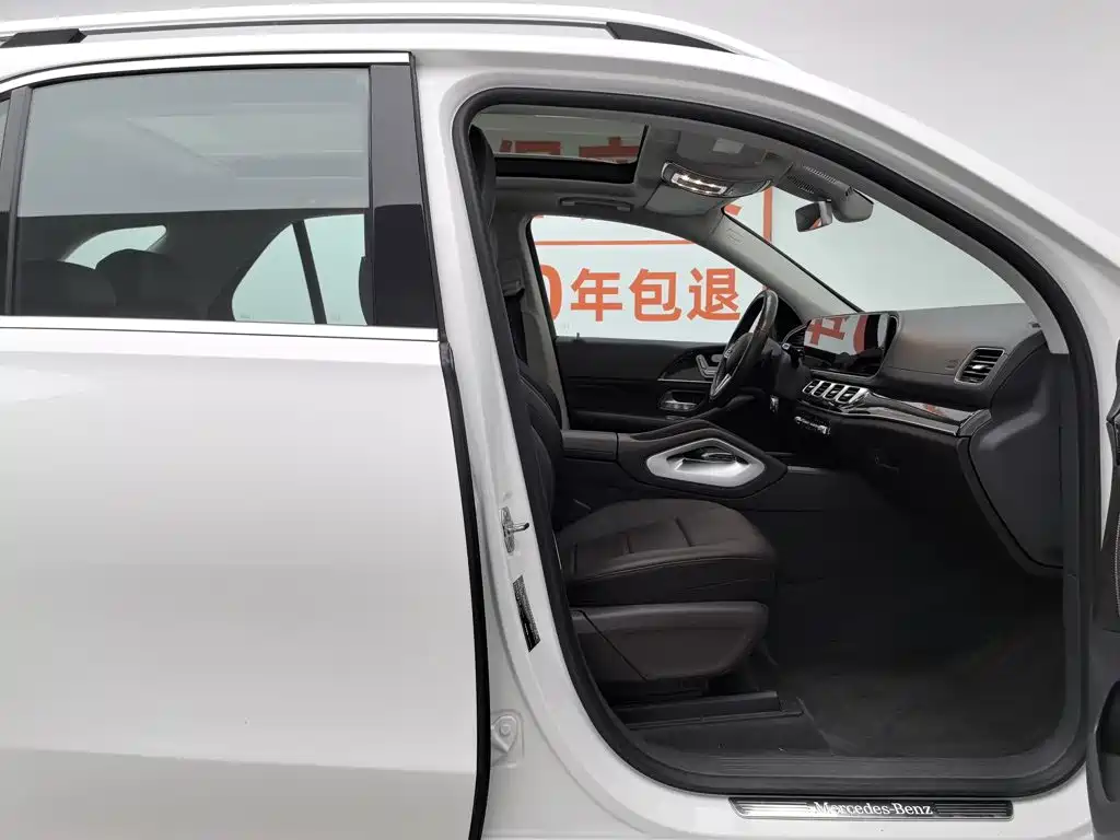 Фото 23 - Mercedes-Benz GLE