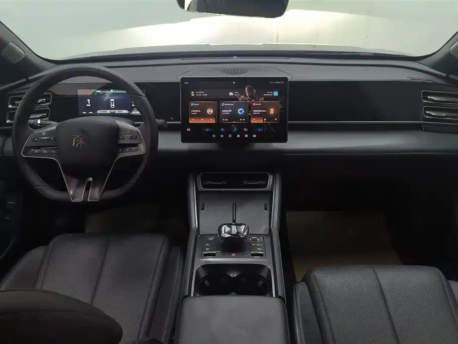 BYD Qin L 2024 DM-i 80KM Superior фото 12