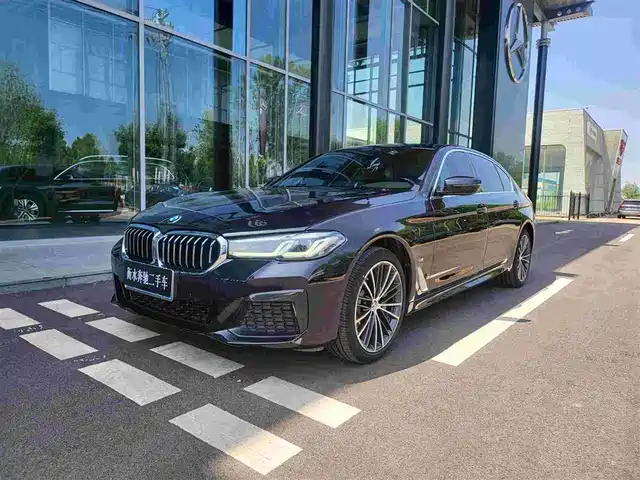 BMW 5 Series 2023