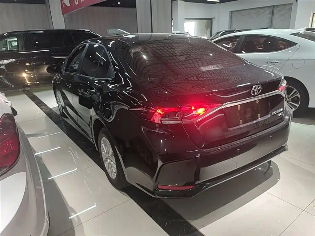 Toyota Corolla 2021 1.2T S-CVT Pioneer PLUS Edition фото 5