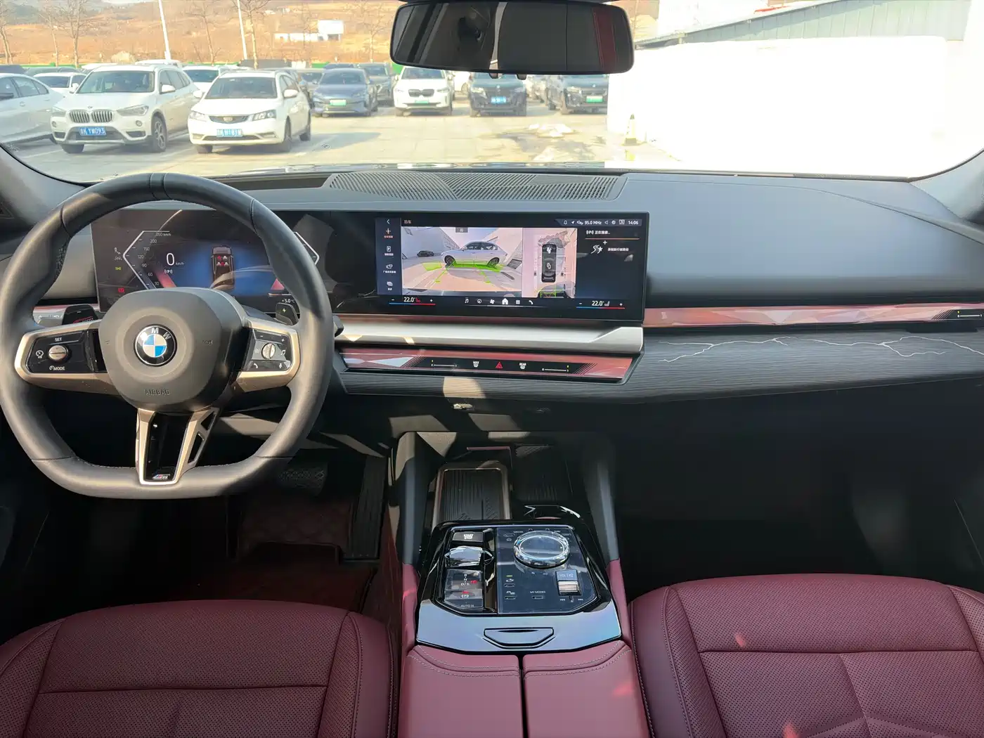 BMW 5 Series 2025 530Li Premium M Sport Package фото 9