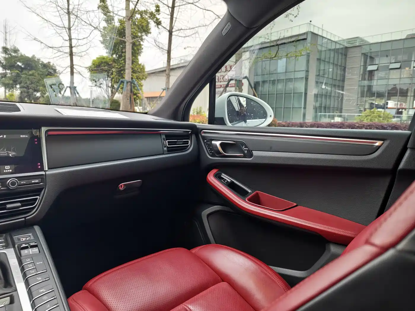 Porsche Macan 2021 Macan 2.0T фото 12