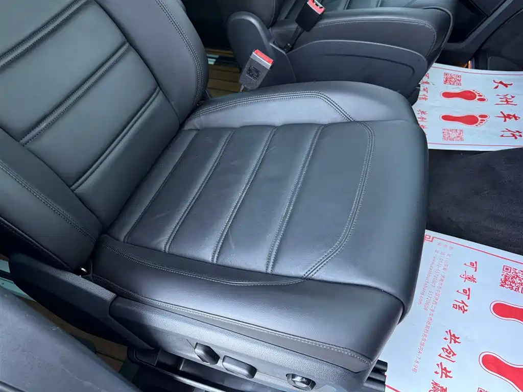 Volkswagen Multivan 2016 2.0TSI 4WD Prestige 7-Seater фото 25