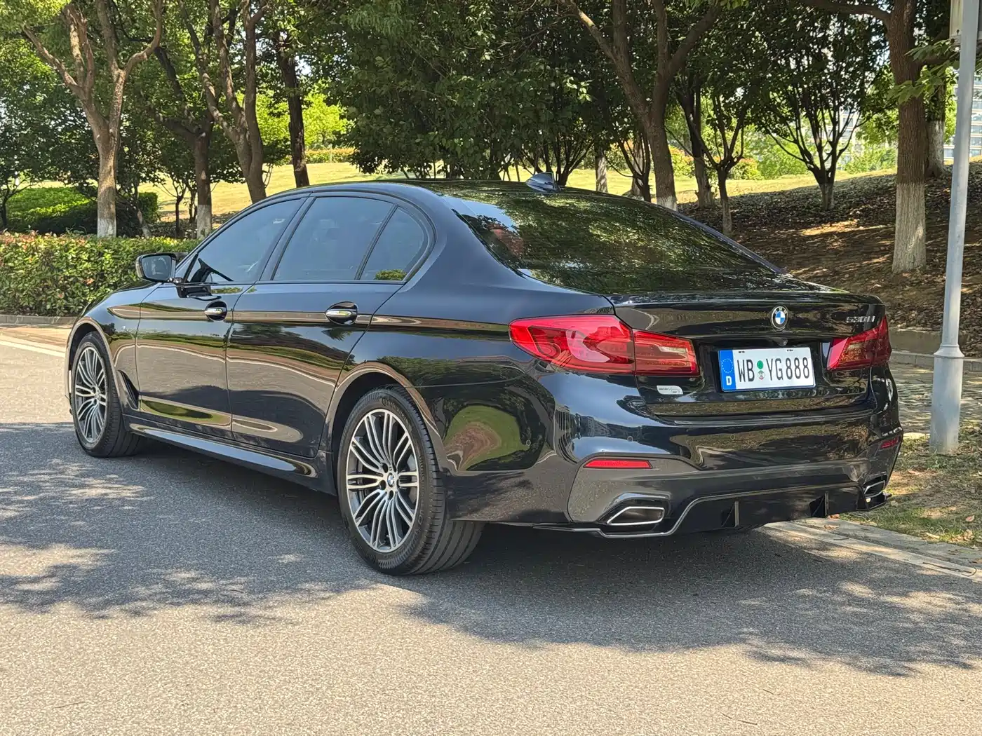 BMW 5 Series 2018 530Li Leading M Sport Package фото 7