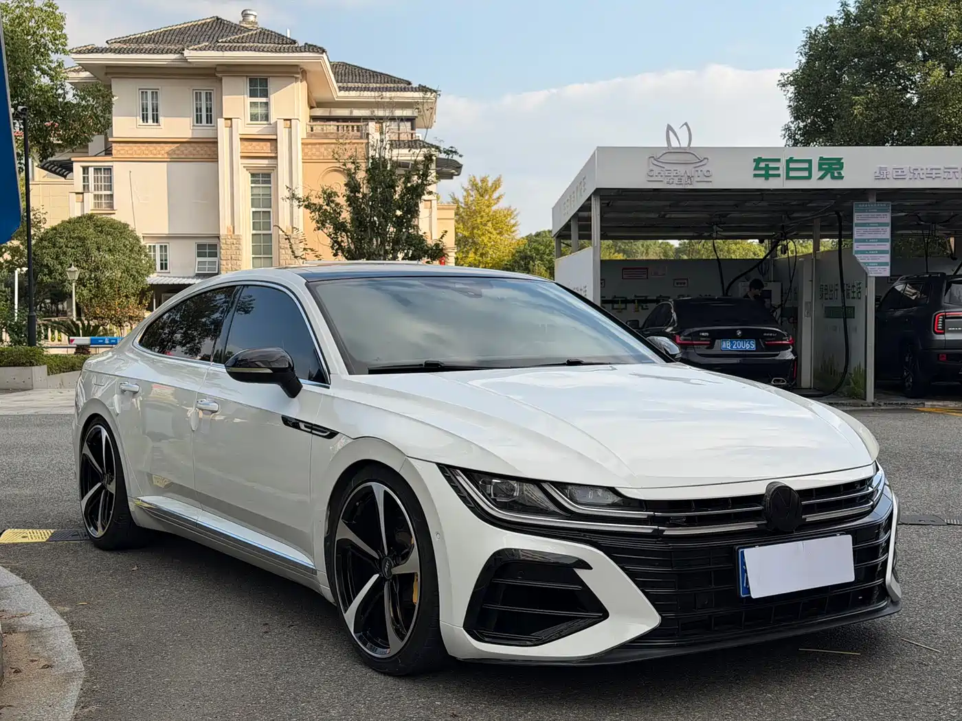 Volkswagen FAW-Volkswagen CC 2023 380TSI Eye-catching Edition фото 4