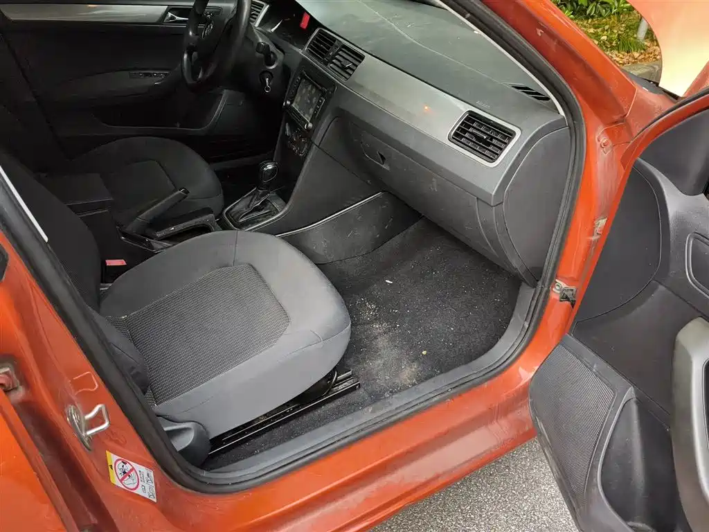 Volkswagen Santana 2015 Gran Santana 1.6L Automatic Trend фото 20
