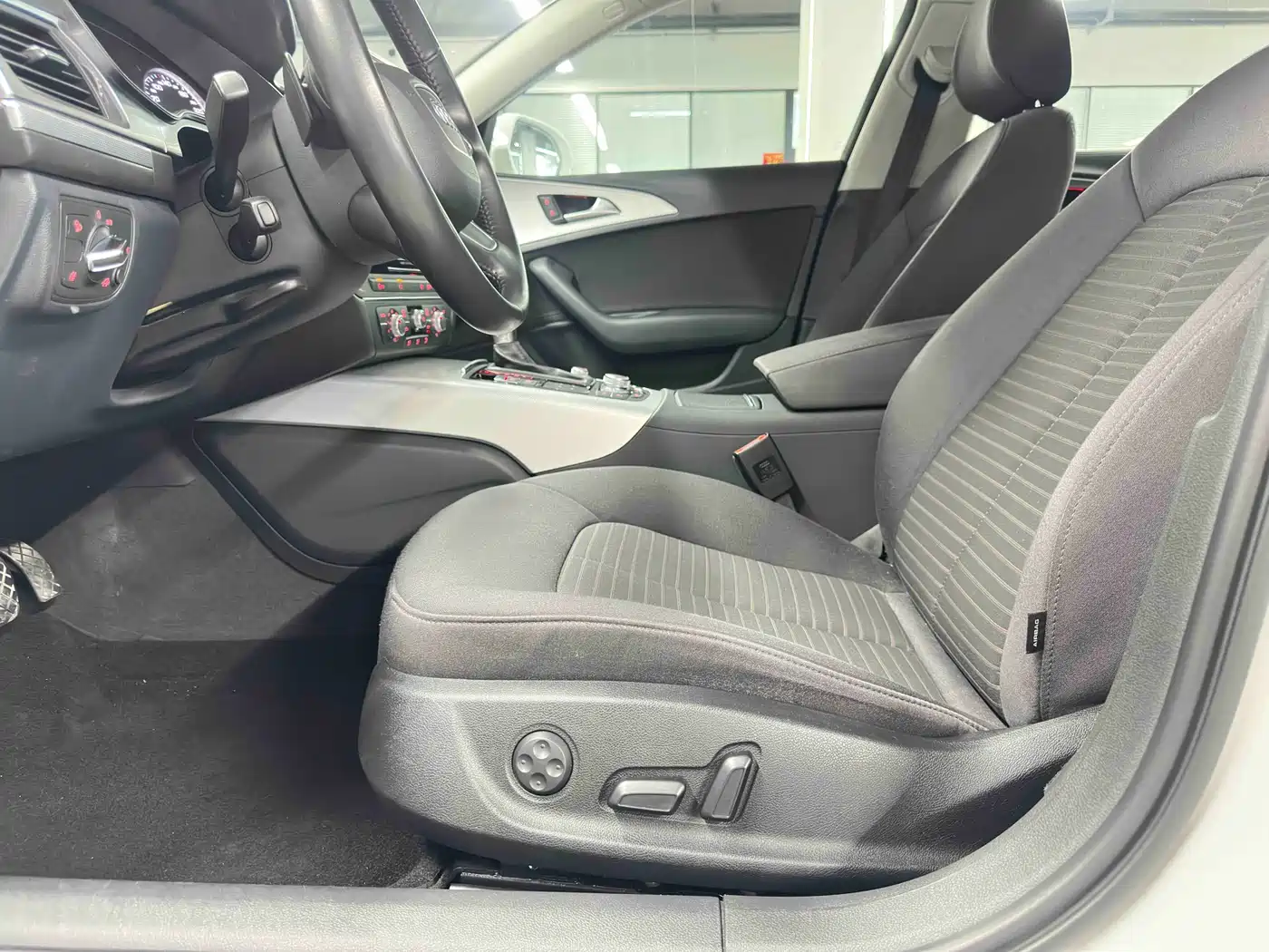 Audi A6L 2014 TFSI Standard фото 8
